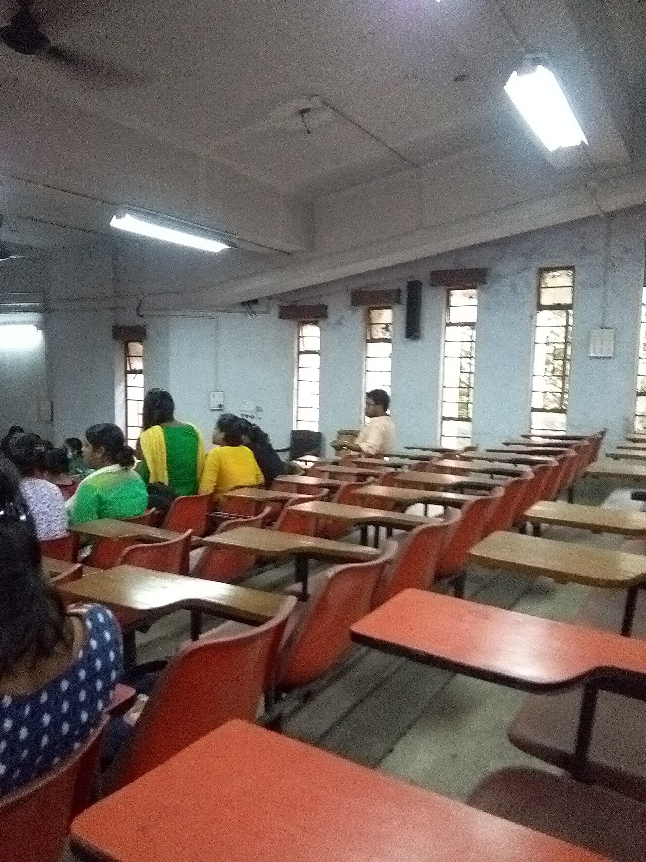 Classroom (Couple Study Pacts: Short, Scheduled, Forg)