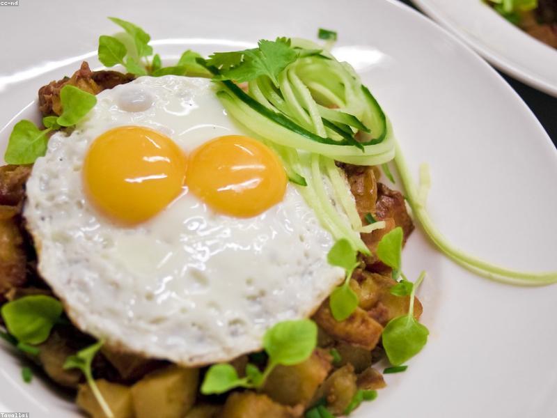 Weekend Scallion Oil Saves Weeknight Noodle Panic
