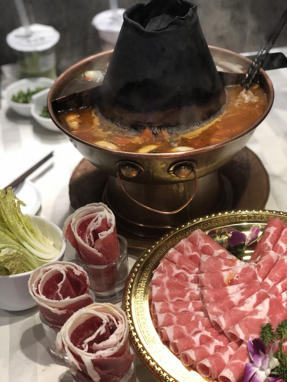 Chengdu Hotpot Guide for First-Timers: How to Order, Spice Levels & Where to Go