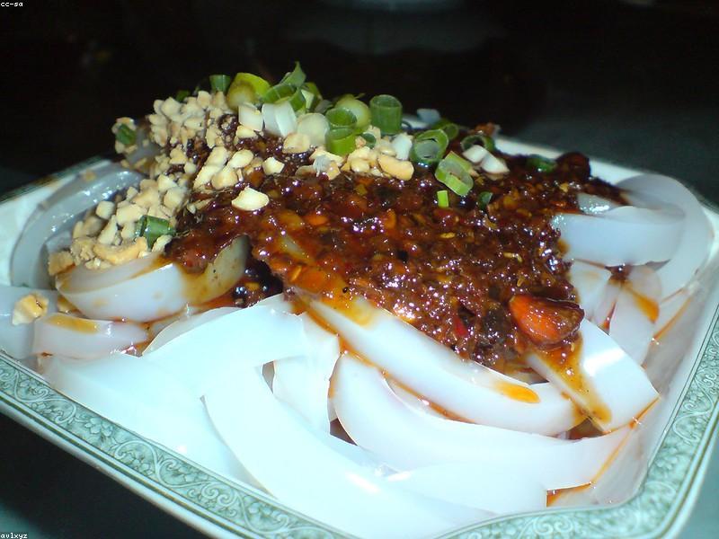 Dan Dan Noodles as a Weekday Default, Not a Dare