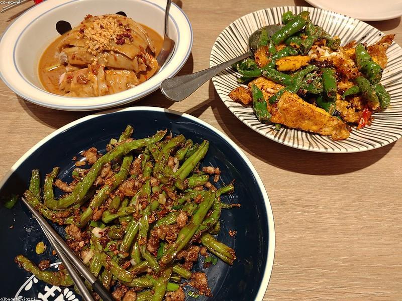 Leftover Lunch Boxes Need a Smell Check at Noon