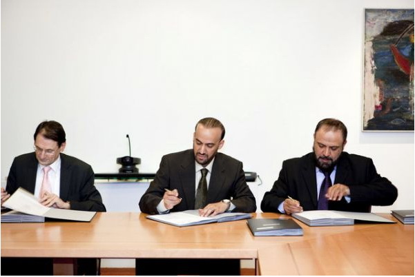 Contract signing