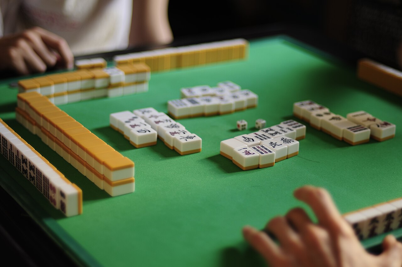 Mahjong tiles (Sample Hobby Classes Before You Buy the Ye)