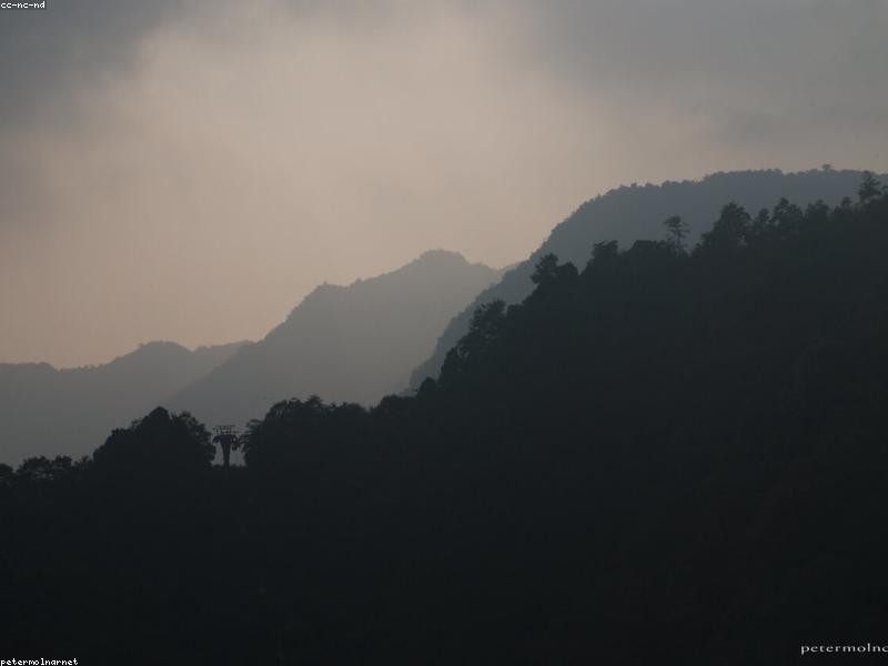 Qingcheng Front Mountain for First Visit — Back Is Longer Legs